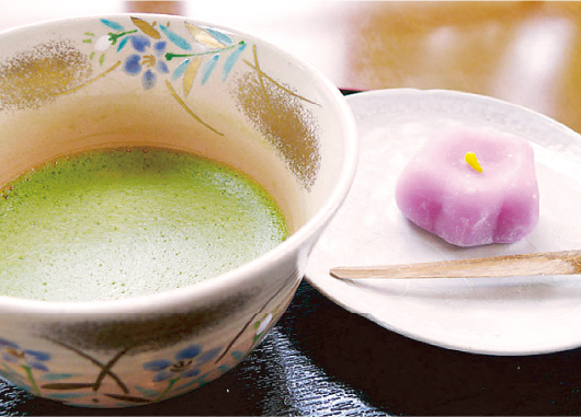 京のお抹茶と季節の和菓子